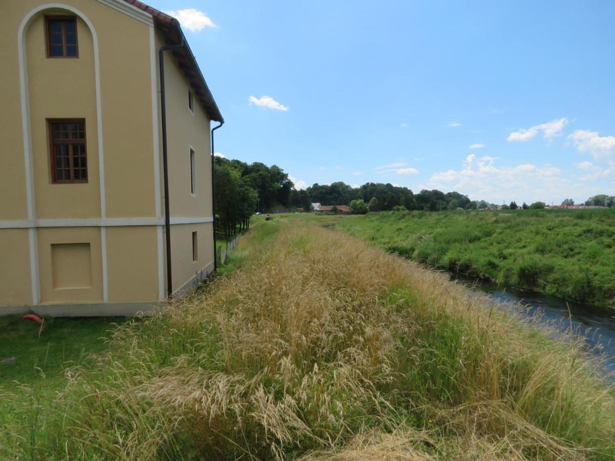 Mill House Apartment And Camping Ljutomer Exterior foto